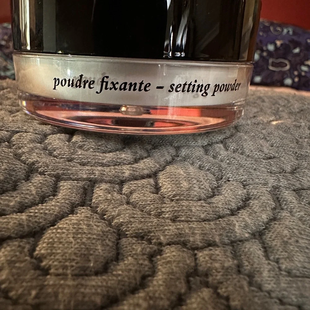 🇫🇷Viseart Seamless Setting Powder – Pro-Grade No Flashback Formula
